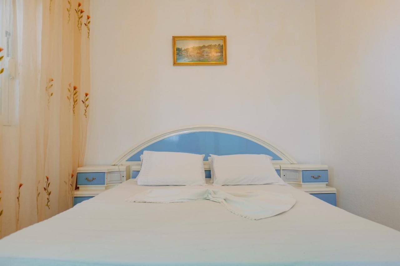 Seferi'S Apartament Apartment Sarande Exterior photo